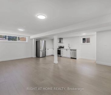 703 Sunnypoint Drive #Bsmt - Photo 6