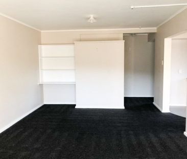 Riverside Apartment 2 Bedroom - Photo 2