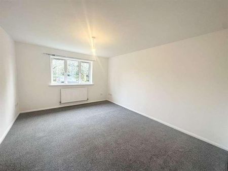 Steeple View, Lydney, GL15 - Photo 5