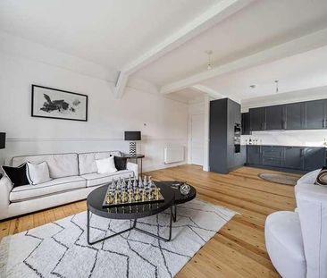 Oakley Gardens, Redhill, RH1 - Photo 4