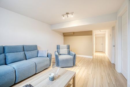 Maison à étages à louer - Chelsea (Chelsea Est (Old Chelsea +)) Maison à étages à louer - Chelsea (Chelsea Est (Old Chelsea +)) - Photo 3