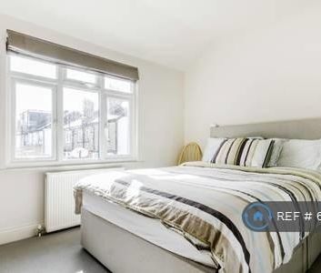 4 Bed End Terrace, Avondale Road, N3 - Photo 2