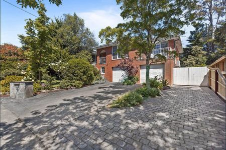 12 Singleton Road, Balwyn North VIC 3104 - Photo 2