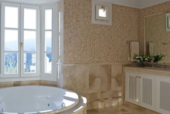 Luxury Villa for rent in Benahavís, Spain