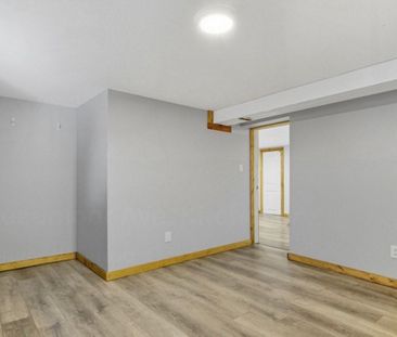 For Lease - 27 Broadmoor Avenue Unit# Bsmt, Kitchener, Ontario - Photo 1