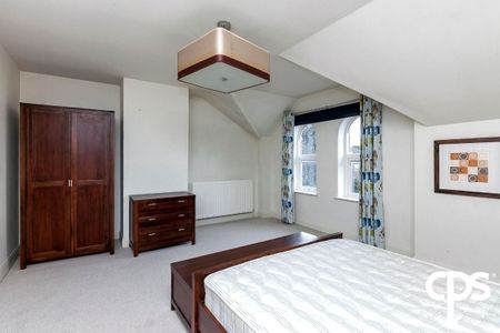 17 Fortwilliam Demesne, Belfast BT15 4FD - Photo 3