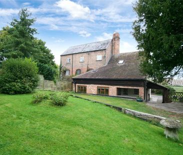 4 bedroom semi-detached house to rent - Photo 4