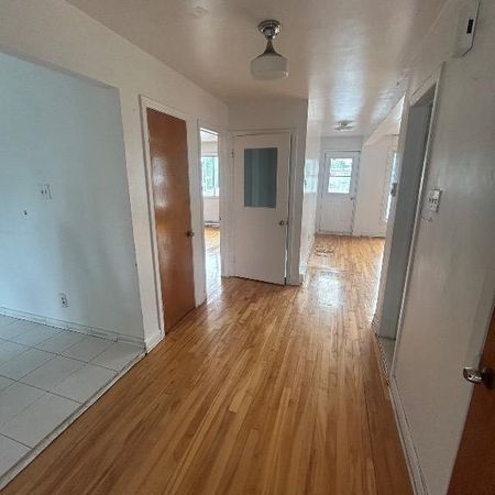 Haut duplex 5 1/2 a anjou - Photo 4