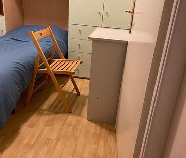 Room in a Shared Flat, Glyn Court, SW16 - Photo 6