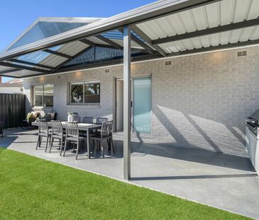 11 Penfold Street, Eastern Creek, NSW 2766 - Photo 2