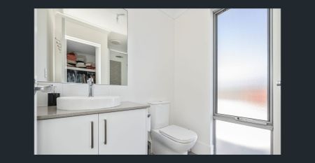 3x2 with Swimming Pool - Photo 3