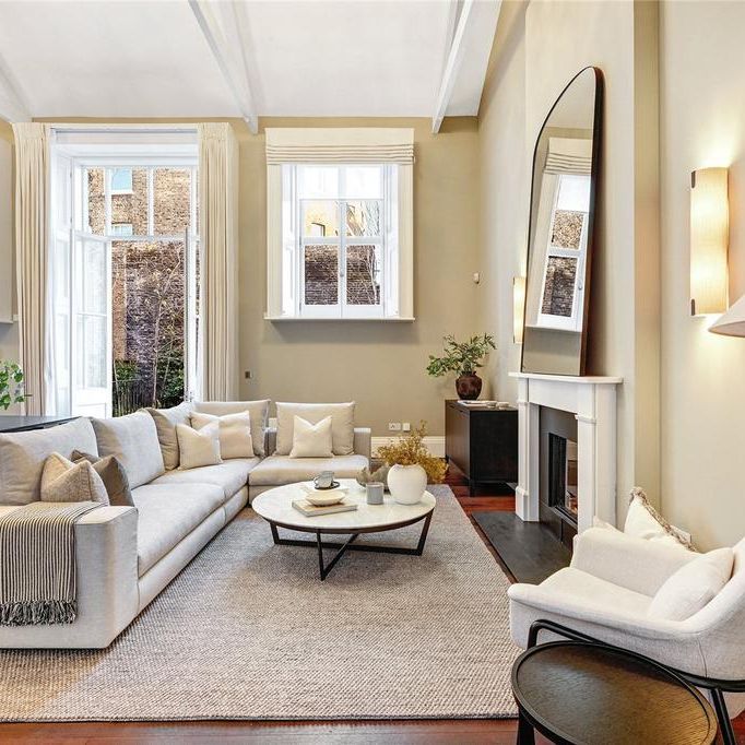 6 bedroom terraced house to rent - Photo 1