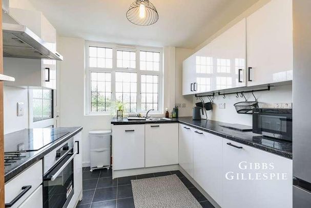 Green Tiles, Green Tiles Lane, Denham, Uxbridge, UB9 - Photo 1