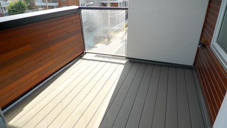 1 Bedroom + Den Condo For Rent In Marda Loop! - Photo 3