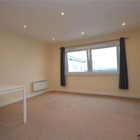 Princes Street, Swindon, Wiltshire, SN1 - Photo 4