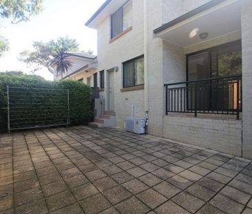 Convenient Location - Photo 6
