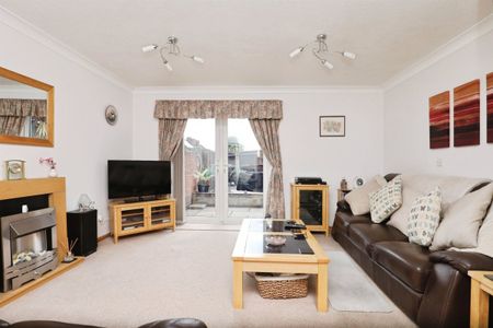 Spencer Road - Photo 2