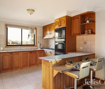 13 Greenhills Road, Bundoora, Vic 3083 - Photo 1