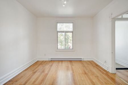 1728 Rue Dufresne, H2K 3K2, H2K 3K2, Montréal - Photo 4