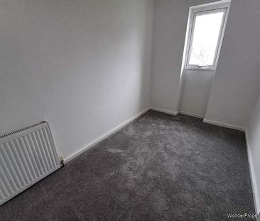 3 bedroom property to rent in Erith - Photo 4