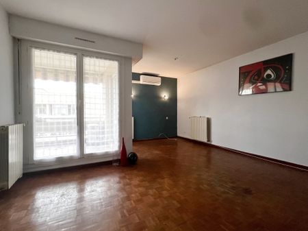 Location Appartement 3 pièces 68m² PONT ST ESPRIT 30130 - Photo 2
