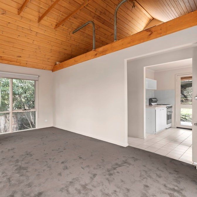 9 Pleasant Rise, Croydon South - Photo 1