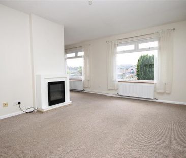 3 bedroom detached bungalow to rent - Photo 2