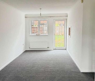 Thrush Close, Abbeydale, Gloucester, GL4 - Photo 3