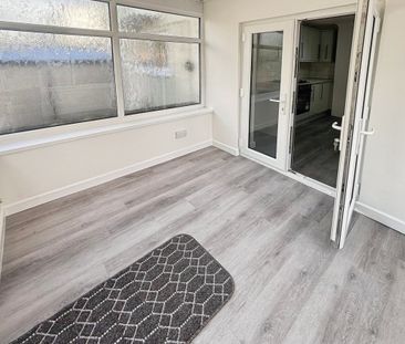 Salisbury Road, BARRY - Photo 2