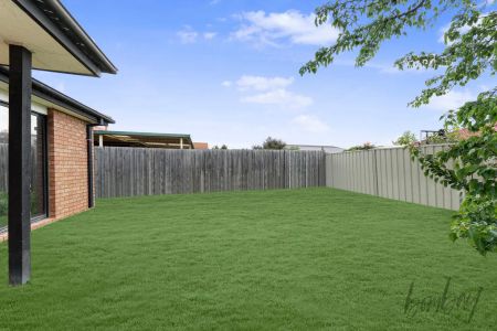 “Beautiful Family Home in a Great Location” - Photo 4