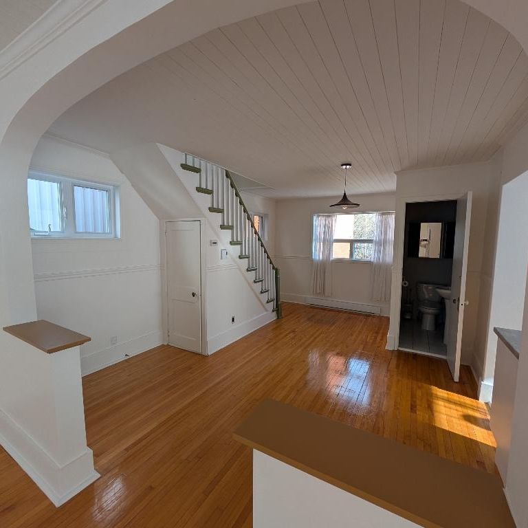 Maison à louer - 3 chambres - Centre Ville de Victoriaville - Photo 1