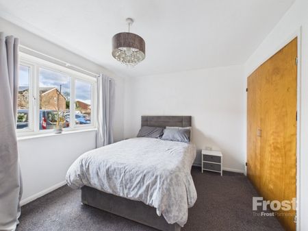 Old Fives Court, Burnham, Bucks,SL1 - Photo 3