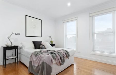 77 Burrindi Road, Caulfield South VIC 3162 - House For Rent | Domain - Photo 4