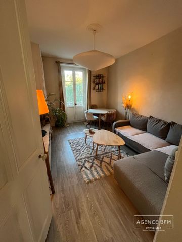 Location Appartement 2 pièces 47m² ANNECY 74000 - Photo 2