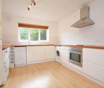 2 bedroom flat to rent - Photo 6