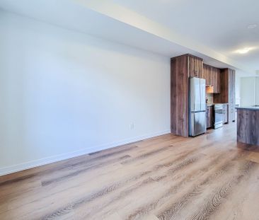 For Lease - 1364 Kaniv Street, Oakville, Ontario - Photo 4