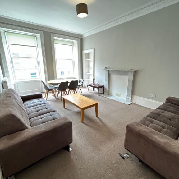 4 bedroom apartment to rent - Photo 1