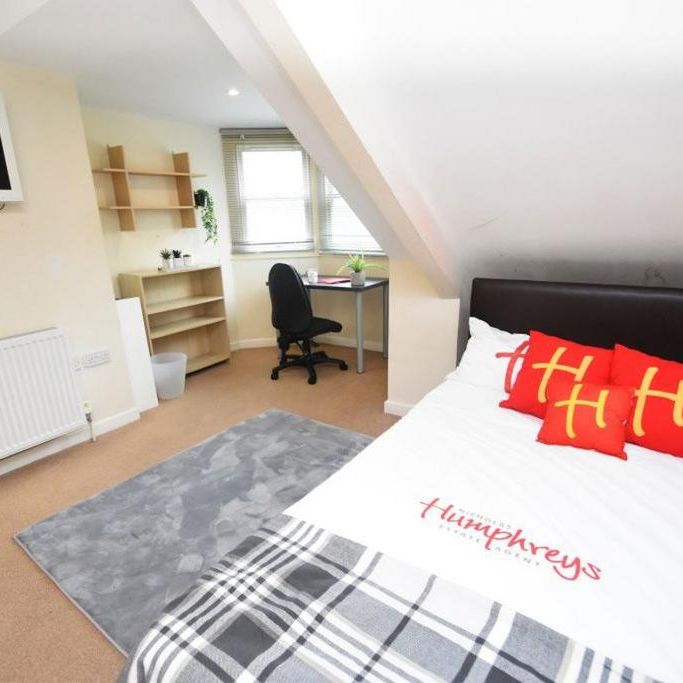 5 bedroom flat to rent - Photo 1