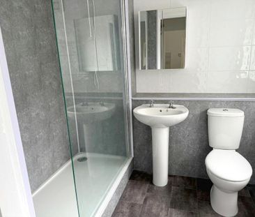 3 bedroom terraced house to rent - Photo 4