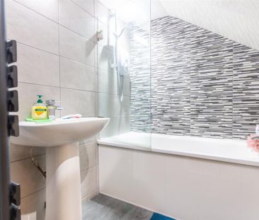 5 bedroom apartment to rent - Photo 3