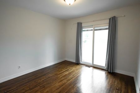 For Lease - 25 Allonsius Drive Unit# Main, Toronto, Ontario - Photo 2