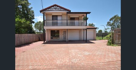 FAMILY HOME LOTS OF PARKING - Photo 2