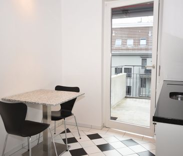 Charmantes 1,5-Zimmer-Wohnung mit Balkon im Seefeld-Bezirk von Zürich - Photo 6