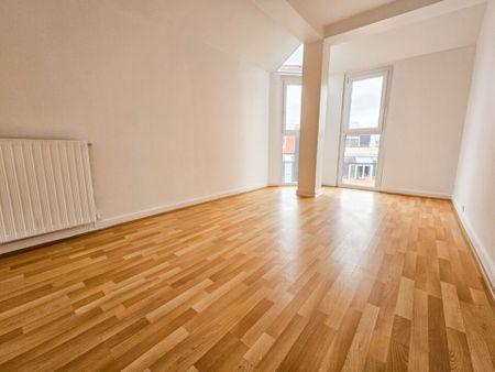 Location appartement 3 pièces, 73.09m², Cergy - Photo 2