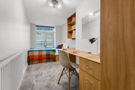 6 bedroom flat to rent - Photo 5