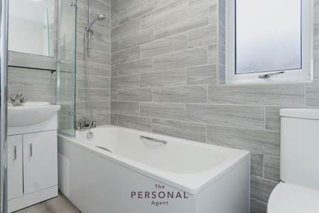 2 bedroom maisonette to rent - Photo 5