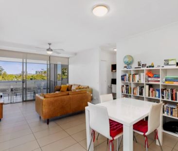 2Bedrooms, 2Bathrooms - Photo 3