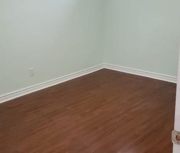 For Lease - 44 Red Cedar Crescent Unit# Bsmt, Brampton, Ontario - Photo 2