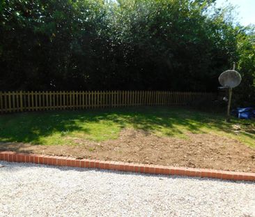 3 bedroom bungalow to rent - Photo 1