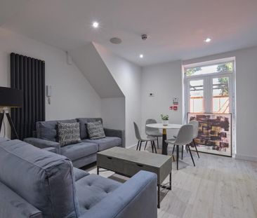 6 bedroom terraced house to rent - Photo 4